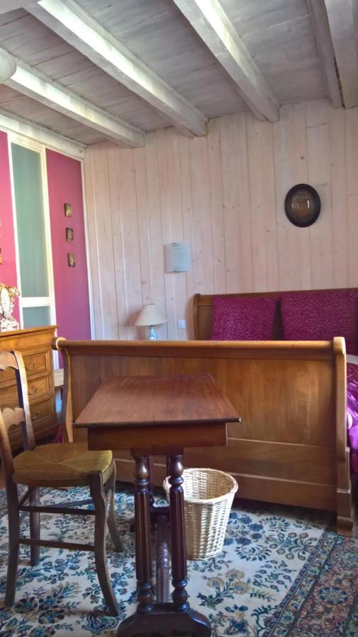 Chambre d Hote 1873 Frasne Chambre photo